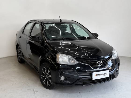 TOYOTA ETIOS 1.5 PLATINUM SEDAN 16V FLEX 4P AUTOMÁTICO TOYOTA ETIOS 1.5 PLATINUM SEDAN 16V FLEX 4P AUTOMÁTICO